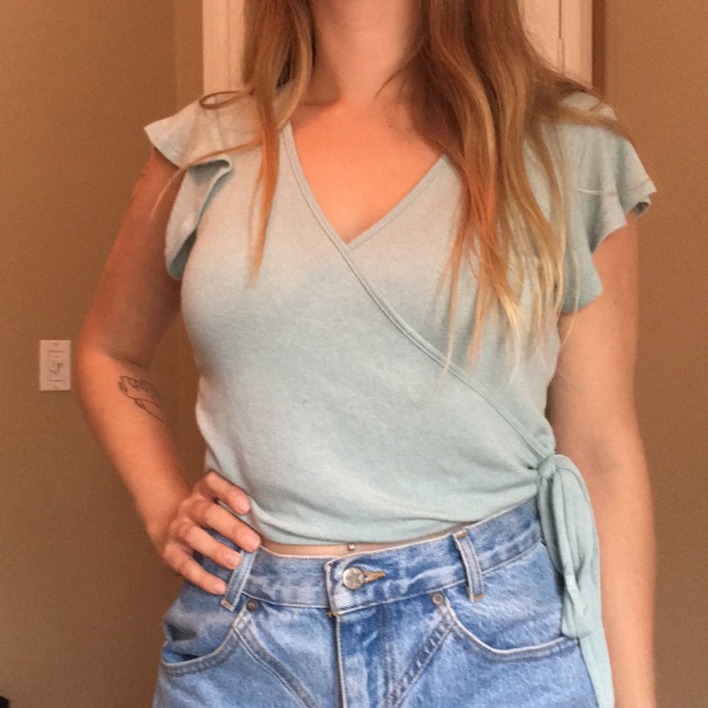 Teal wrap top 🧚🏼‍♀️